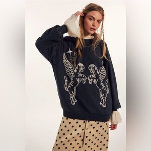 WE THE FREE GRAPHIC CREWNECK SWEATER